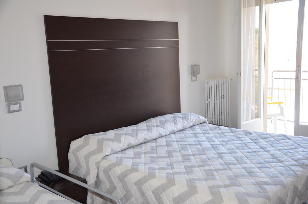 Hotel Trieste Senigallia Eksteriør billede