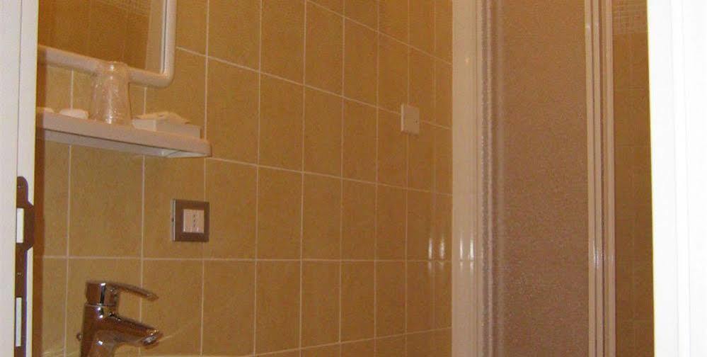 Hotel Trieste Senigallia Eksteriør billede